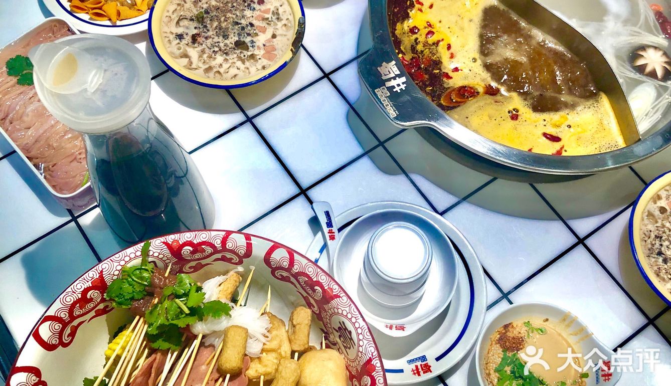 秦皇岛探店|蜀井老街牛肉串串火锅🍲