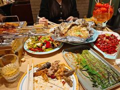 -街角等你.大连海鲜烧烤.经典铁板海鲜串(西安路店)