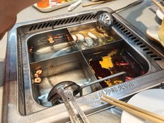 -海底捞火锅(高新活力城Villgae店)