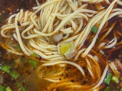 -牛一嘴·兰州牛肉面·大盘鸡(财富中心店)