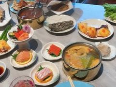 -雍容荟帝王蟹活龙虾展台自助(IFS黑金店)