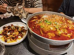 -万重锦·人文川菜馆(骡马市店)