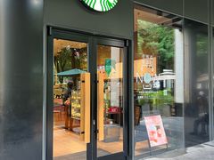 -星巴克(杭州湖滨银泰E区店)