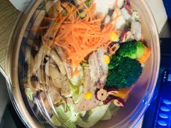 【脂肪终结者】鸡胸肉杏鲍菇沙拉-轻素Chic Salad·轻食(万松园店)