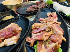 -胡悦里韩式烤肉(芝罘万达广场店)