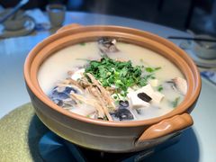 姜君千岛湖鱼头-姜君·千岛湖鱼头馆(浦东大道店)
