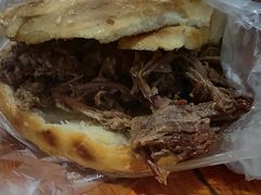 -老西关黄老太牛肉烧饼