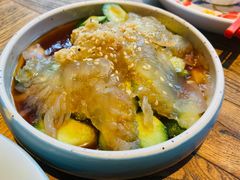 脆瓜拌海蜇-老头儿油爆虾(胜利河美食街店)