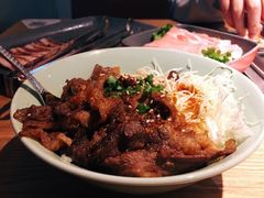 黑椒肥牛石锅拌饭-新石器烤肉(长宁龙之梦店)