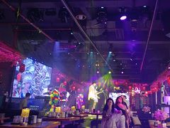 -喜鹊音乐酒馆(西街店)