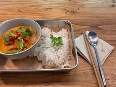 泰式红咖喱牛肉饭-Wagas沃歌斯(大学路店)