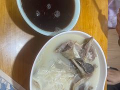 -鸭小妹鸭血粉丝(老门东店)