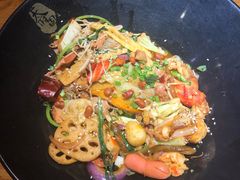 -天府国麻辣香锅(李沧万达店)