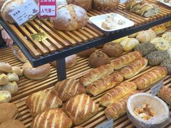 -焙丽拾光(麦凯乐直营店)