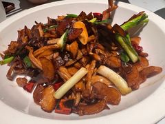 -关东小磨东北菜(漕河泾印象城店)