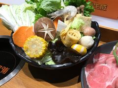 -呷哺呷哺 黄金牧场 (新中关购物中心店)