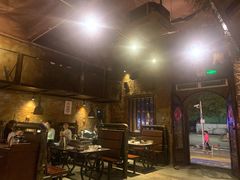 大堂-愿者上钩·纸包鱼(翻身店)