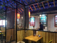 大堂-东直门小院烧烤(回龙观东大街店)