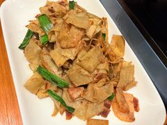 -莲餐厅·湖北菜·潜江小龙虾店(愚园路店)