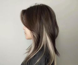 -镁连社·美联社