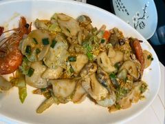 海鲜炒年糕-金海湾海鲜排档(朱家尖店)