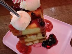 -街角等你.大连海鲜烧烤.经典铁板海鲜串(西安路店)