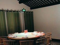 -江南韵·无锡太湖文化体验餐厅(凤凰天街店)