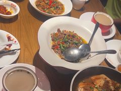 -爱碗亭·鲜炒湖南菜(壹城中心店)