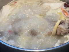 -三人行骨头王火锅(长寿店)