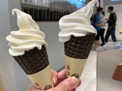 椰椰脆筒-喜茶(广州中山六路店)