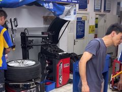 -车享家汽车养护中心(洪山路店)