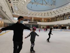 -陈露国际冰上中心(天津嘉里汇店)
