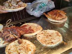 -艾力江和田馕坑烤肉店