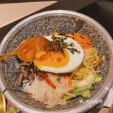 传说中会把人香迷糊的泥炉烤肉终于开分店啦[调皮]