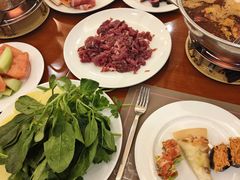 -元一希尔顿酒店·鲜切牛肉火锅禅自助餐厅