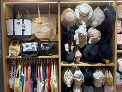 -九木杂物社(江宁金鹰广场店)