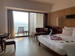 -三亚湾海居铂尔曼度假酒店