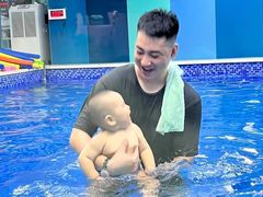 -Swim斯卫姆国际儿童游泳中心(红博中央公园店)