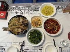 -靓虾二哥长沙地标小龙虾(五一广场店)