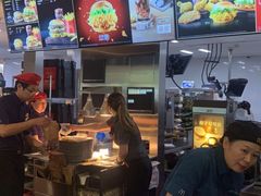 -麦当劳(田林好又多店)