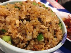 -马路边边串串香形象店(磐石路店)