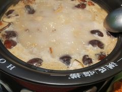 -洪氏嗨捞·广东猪肚鸡·椰子鸡火锅(西咸万象城店)