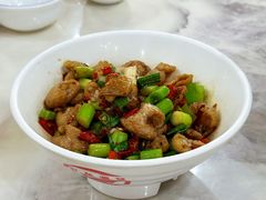 爆炒肥肠-红色湘菜馆(春风店)