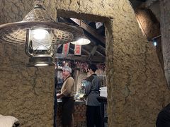 门面-破瓦寒窑·地摊烤羊排