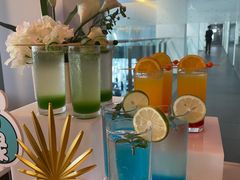 -奔驰上海利星(七宝店)