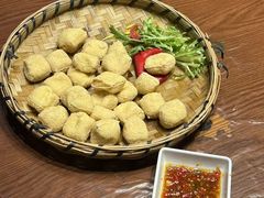 -老滇山寨•云南特色菜•地方菜•民族风情歌舞表演(金碧店)