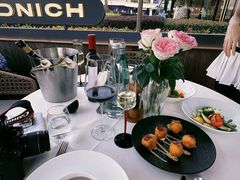 -MONICH牛排融合餐厅(和义大道购物中心店)