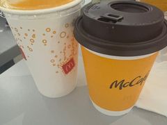 -麦当劳(上海虹桥站30B检票口楼上)