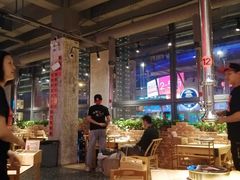 大堂-么肆烤肉·中式自助·烤肉大排档(街道口季佳PAI店)