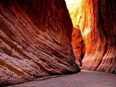 -天山神秘大峡谷